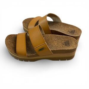 REEF Cushion Vista Hi 2.5 Slide Sandal in Natural Size 8